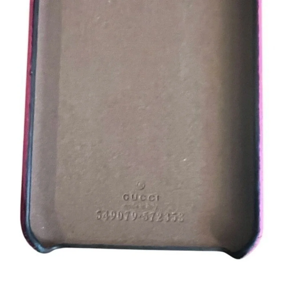 NIB Gucci IPhone Cover for XS with Paperwork Phone Case‎